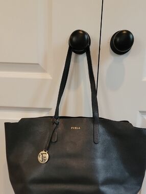 Furla Sally Saffiano Leather Tote Bag Black EUC!